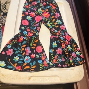 Boutique baby girls multicolored flare pull on pants flower design 18-24 months